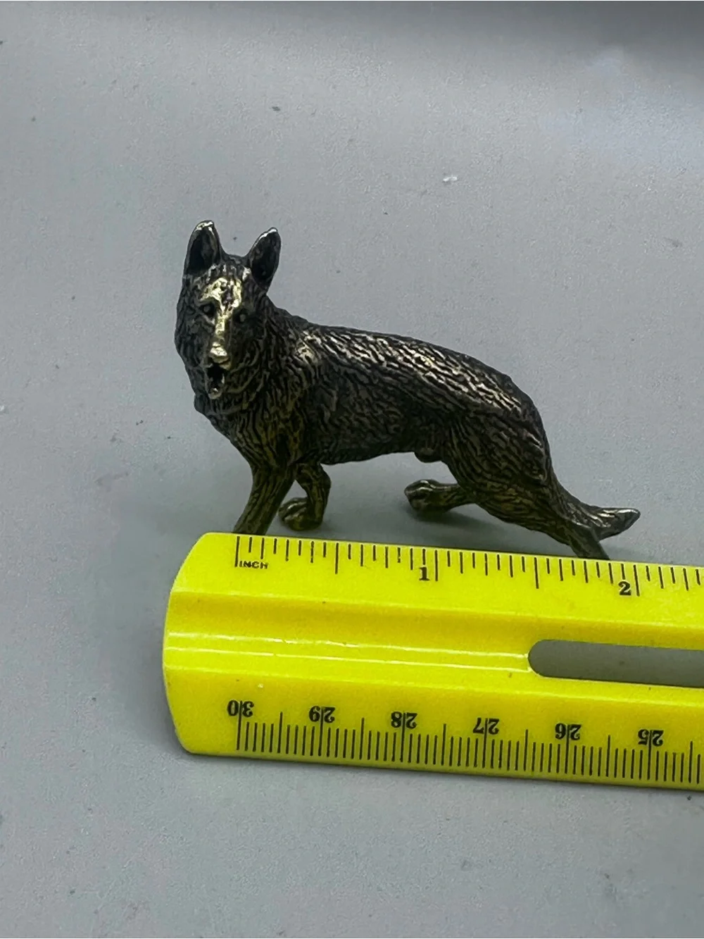 Brass German Shepherd Dog Figurine Toy - Classic Pet Décor